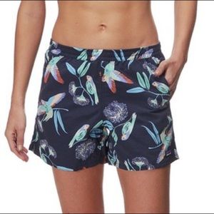Patagonia Women’s Baggies Board Shorts Parrot L